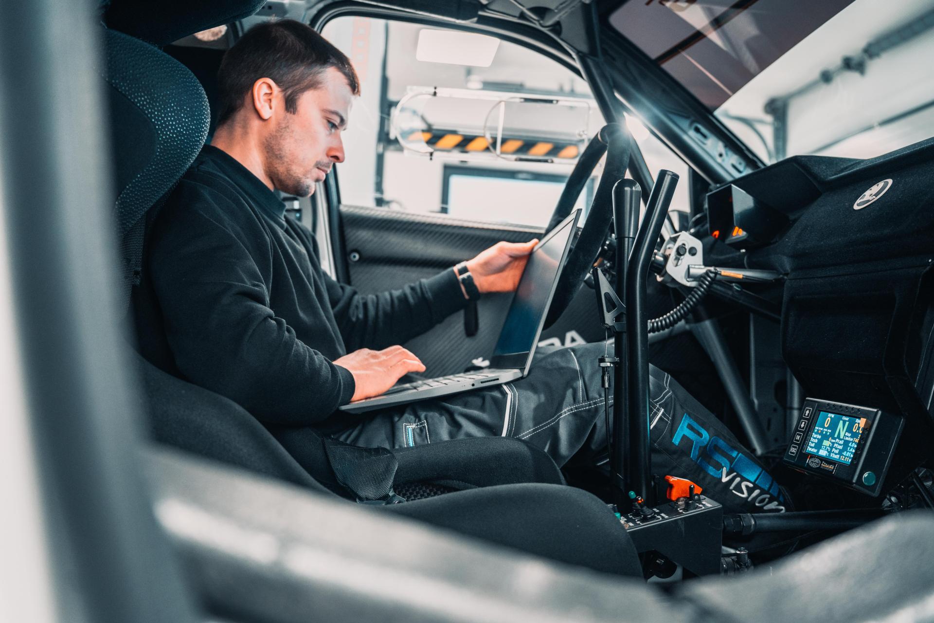 Technik/čka do vývojového centra automobilky | RSVISION